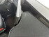 Maxi Tisch in schwarz mit schwarzer Leiste und Antirutschmatte - Ansicht hinter Tablet